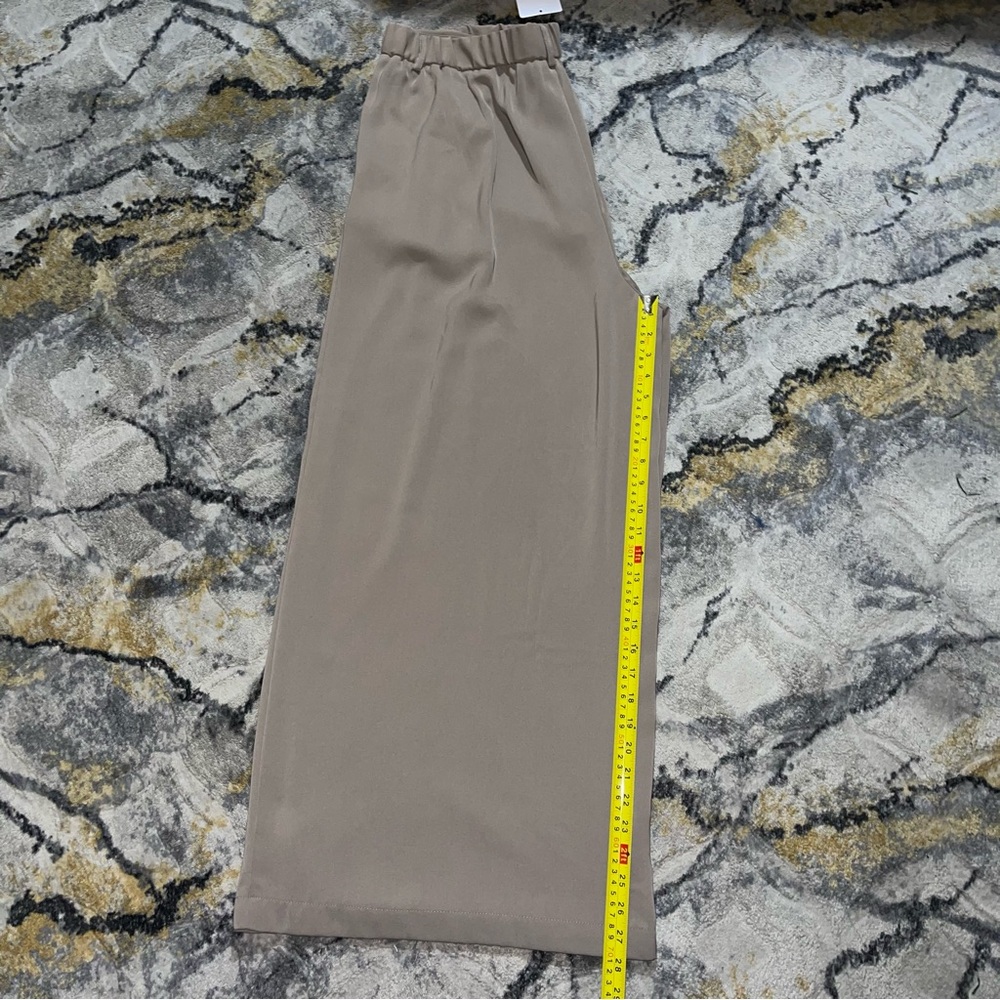 Chic Wide-Leg Women's Pants in Mocha - Picture 5 of 12